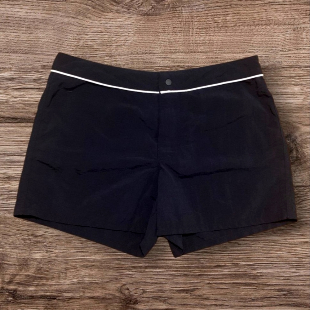 NWOT PATAGONIA SWIM / BOARD SHORTS Size 6